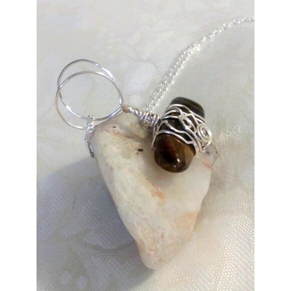 TIGERS EYE Stone Pendant on Silver Plated 26" Chain - Picture 5 of 8